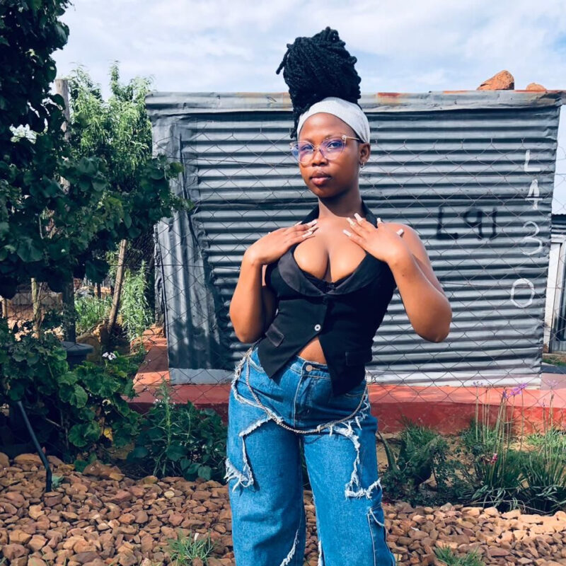 Profile picture of Florine Molai